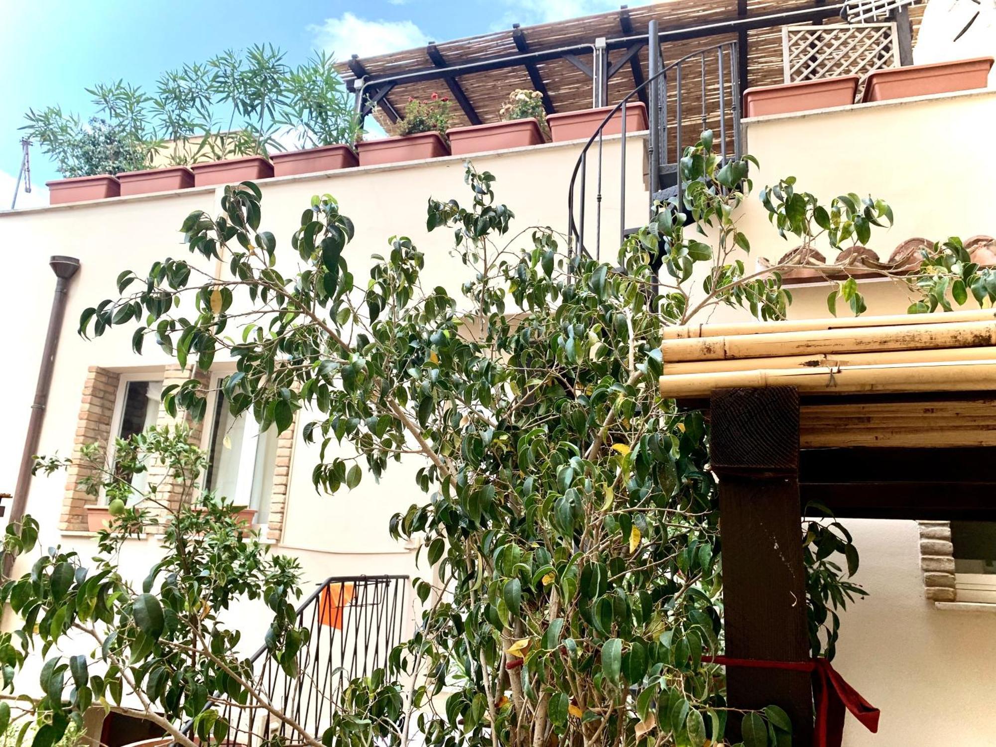 Oasi Urbana Con Terrazza E Vista Apartment Cagliari Exterior photo